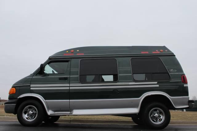 Dodge Ram Van 1999 photo 3