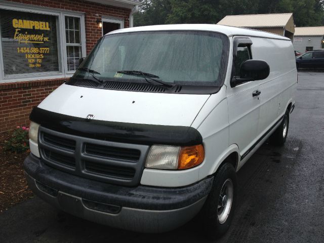 Dodge Ram Van 2000 photo 2