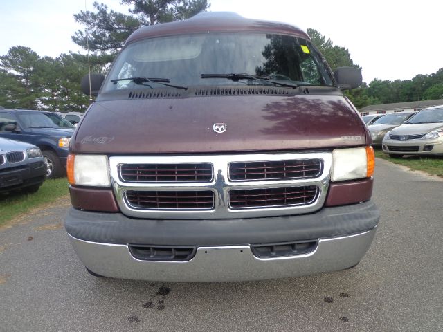 Dodge Ram Van 2000 photo 4