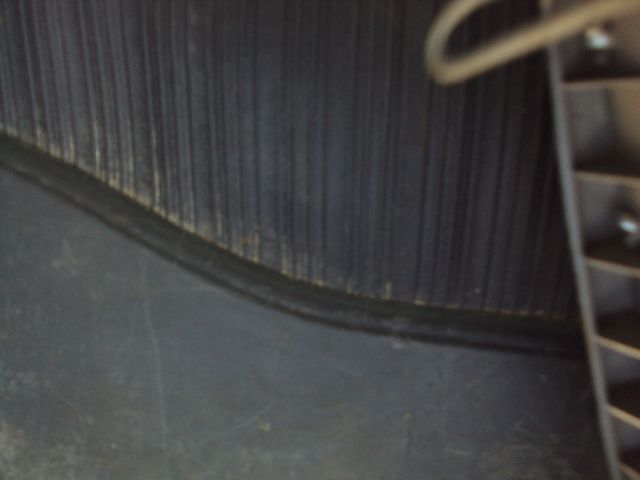 Dodge Ram Van 2001 photo 3