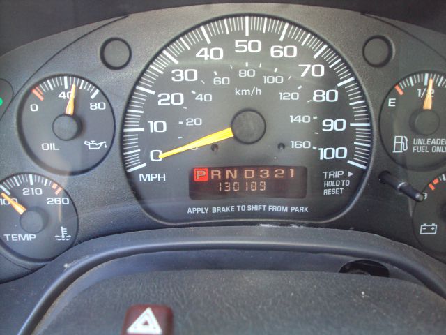 Dodge Ram Van 2001 photo 7