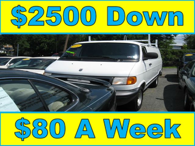 Dodge Ram Van XE 3.5 Passenger Van