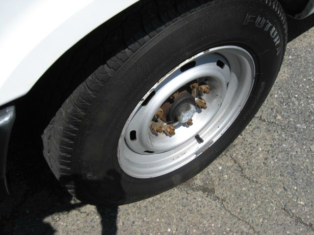 Dodge Ram Van 2002 photo 4