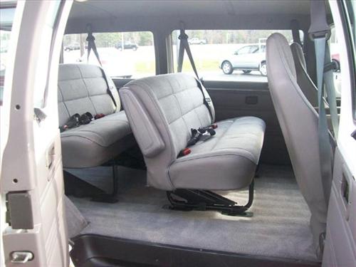 Dodge Ram Wagon 4dr Sdn SXT RWD Other