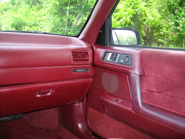 Dodge Spirit 1991 photo 7