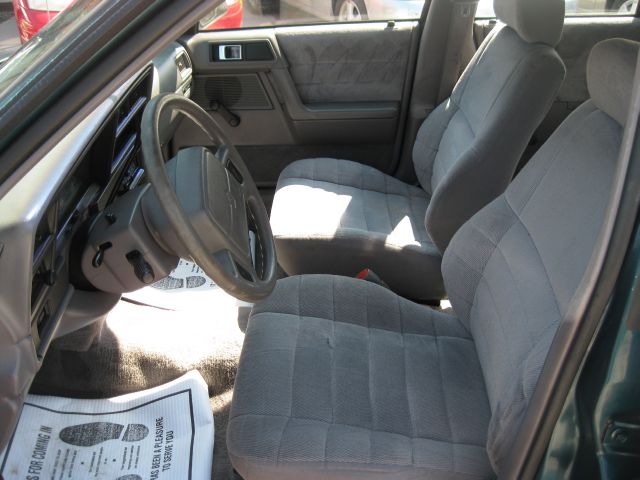 Dodge Spirit Unknown Sedan