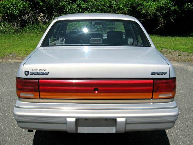 Dodge Spirit 1994 photo 2