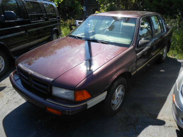 Dodge Spirit 1994 photo 2