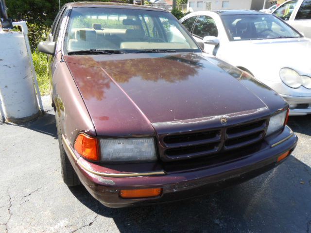 Dodge Spirit 1994 photo 3