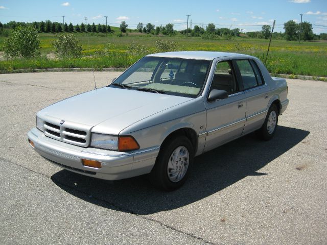 Dodge Spirit 1994 photo 3