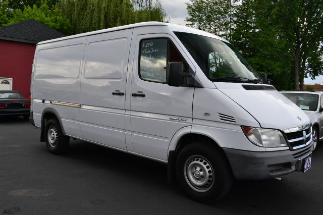 Dodge Sprinter 2500 2004 photo 3