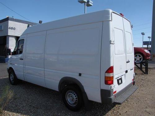 Dodge Sprinter 2500 2004 photo 3