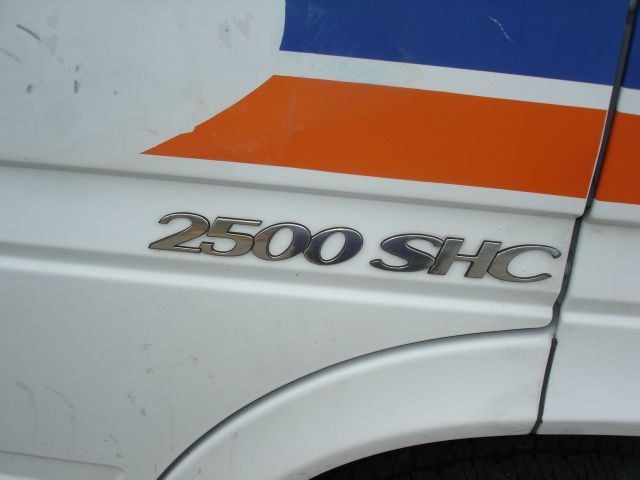 Dodge Sprinter 2500 2004 photo 15