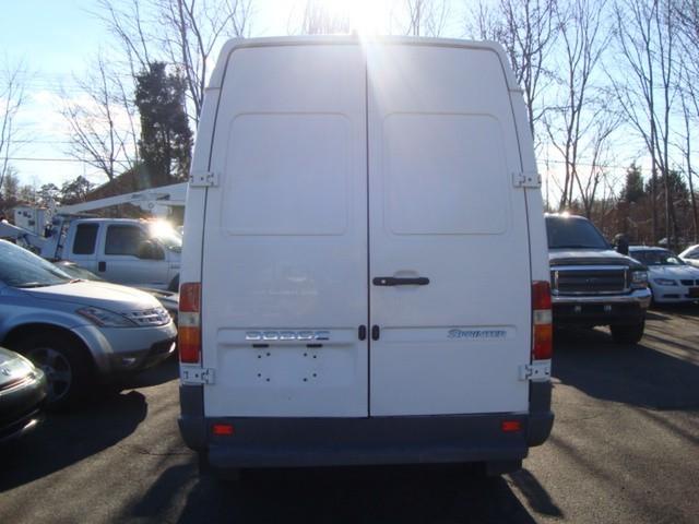 Dodge Sprinter 2500 2005 photo 1