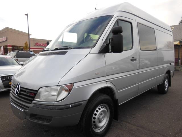 Dodge Sprinter 2500 2005 photo 2