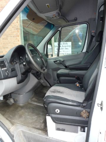 Dodge Sprinter 2500 2008 photo 2