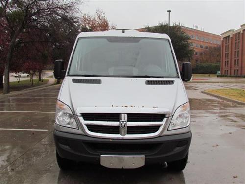 Dodge Sprinter 2500 2008 photo 2