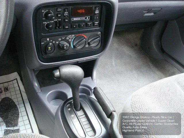Dodge Stratus 1997 photo 29