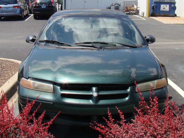 Dodge Stratus 1998 photo 3