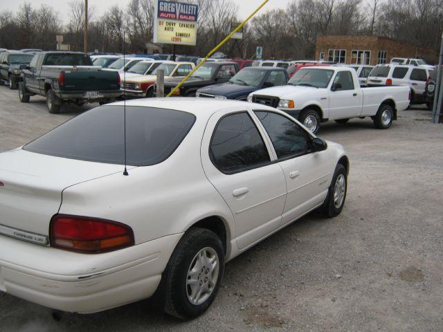 Dodge Stratus Base Sedan