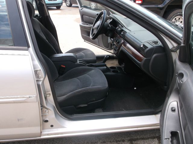 Dodge Stratus 2001 photo 2