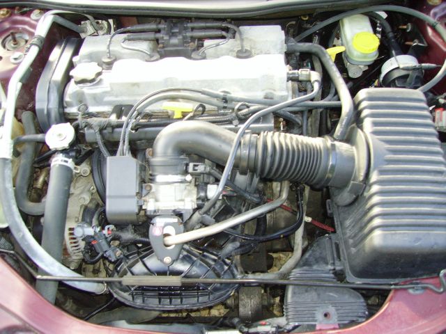 Dodge Stratus V6 Deluxe Sedan
