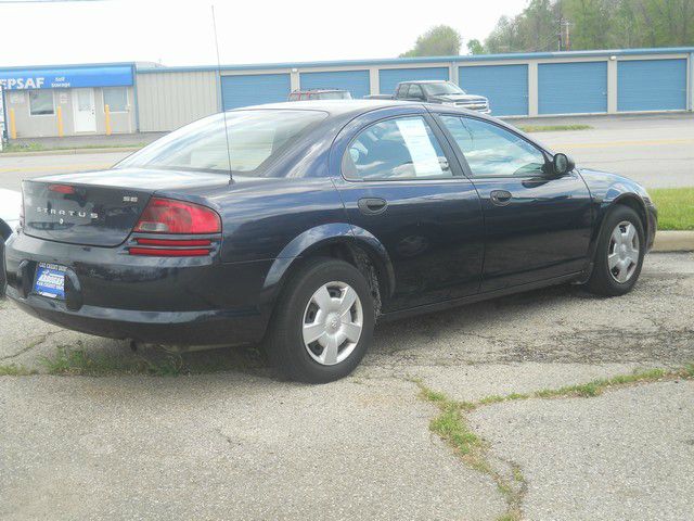 Dodge Stratus Sport -5 Speed-stick-4x4 Sedan