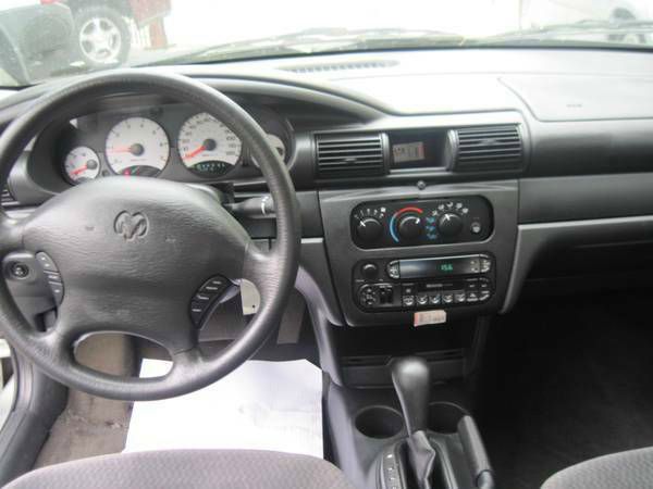 Dodge Stratus 2003 photo 2