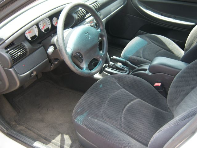 Dodge Stratus 2004 photo 2