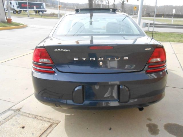 Dodge Stratus 2004 photo 16