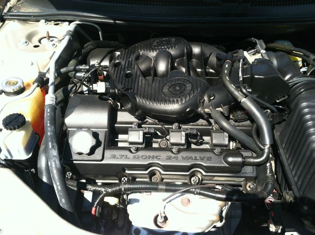 Dodge Stratus Sport -5 Speed-stick-4x4 Sedan