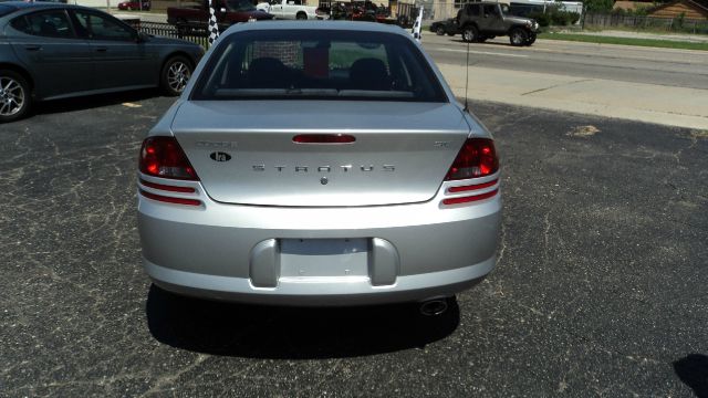 Dodge Stratus 2004 photo 3