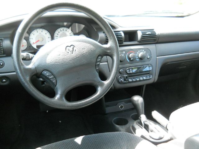 Dodge Stratus Sport -5 Speed-stick-4x4 Sedan