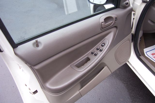 Dodge Stratus 2004 photo 11