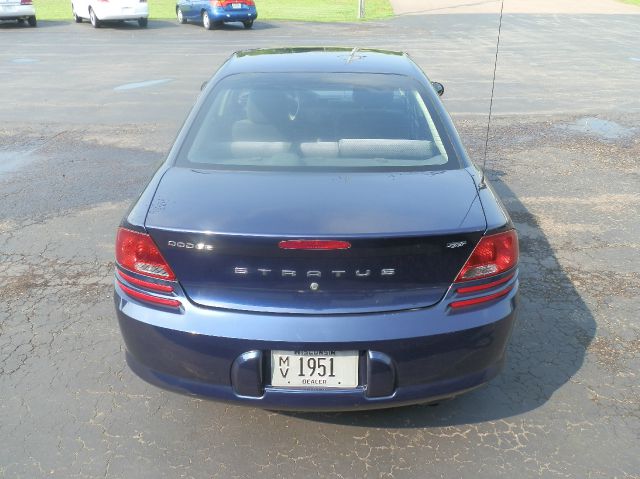Dodge Stratus GLS AT Sedan