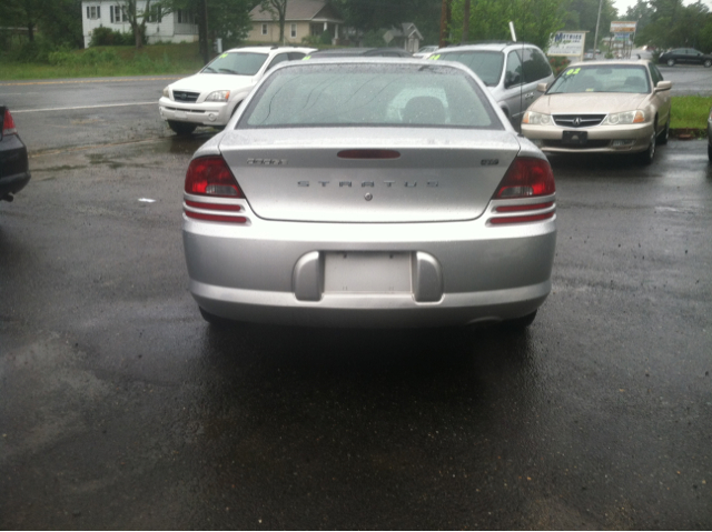 Dodge Stratus GLS AT Sedan