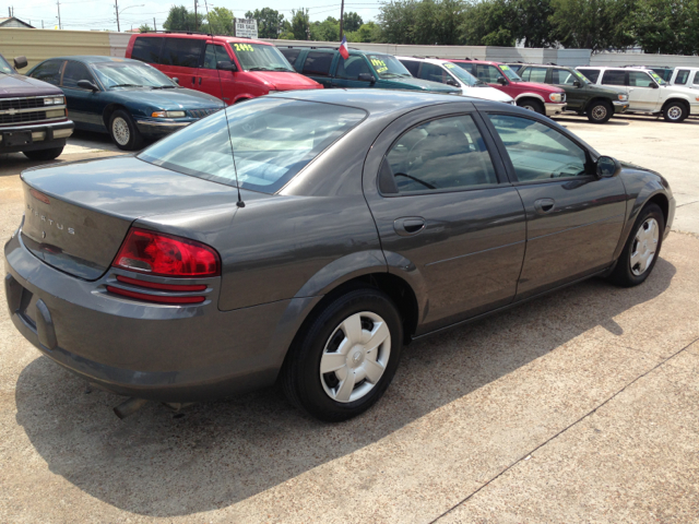 Dodge Stratus 2005 photo 2