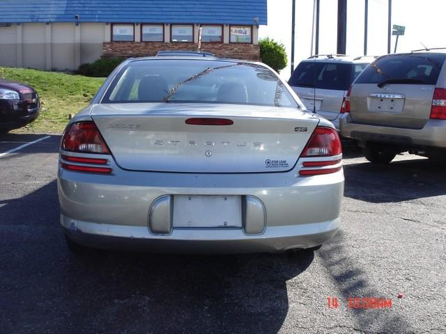 Dodge Stratus 2005 photo 2