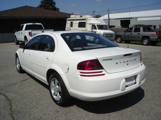 Dodge Stratus 2006 photo 16