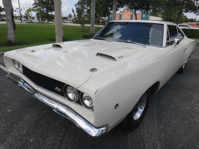 Dodge Super BEE 1968 photo 1