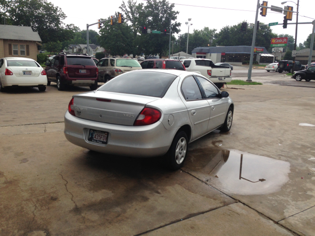 Dodge Unspecified 2002 photo 2