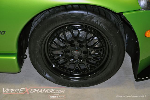 Dodge Viper 1997 photo 2