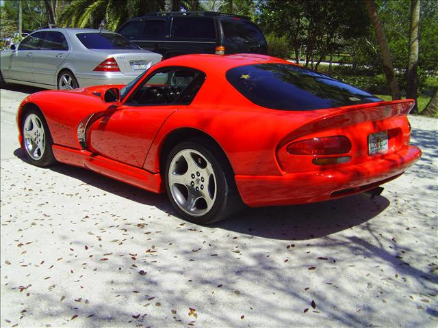 Dodge Viper 1998 photo 3