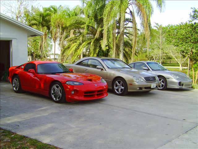 Dodge Viper 1998 photo 4