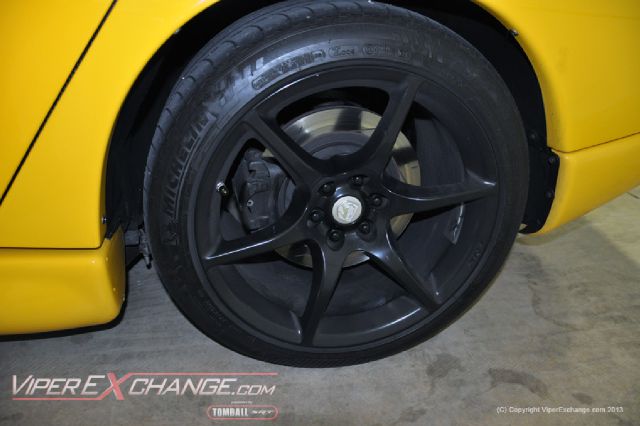 Dodge Viper 2001 photo 3