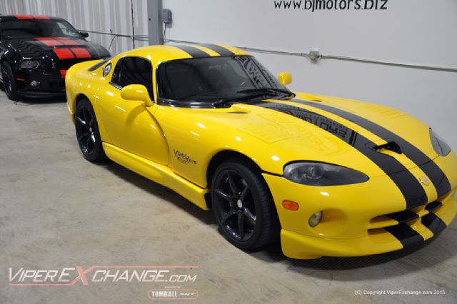 Dodge Viper 2001 photo 4