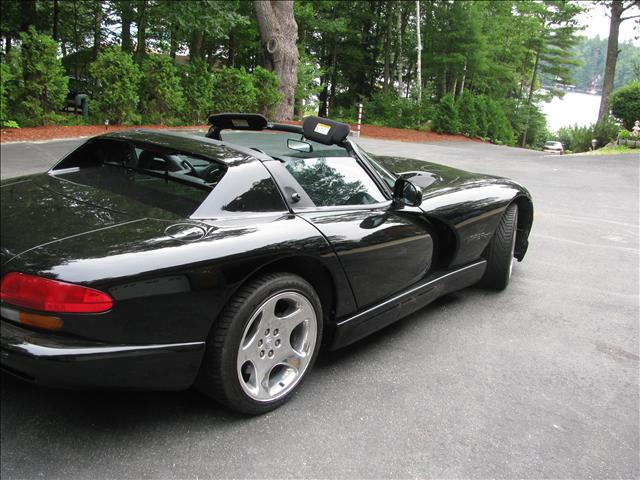 Dodge Viper 2001 photo 5