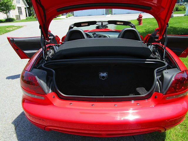 Dodge Viper 2003 photo 3