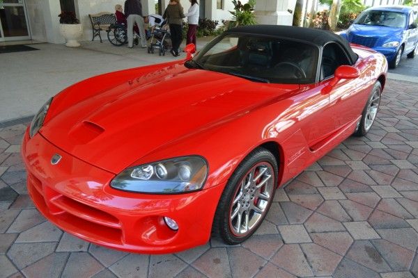 Dodge Viper 2004 photo 4