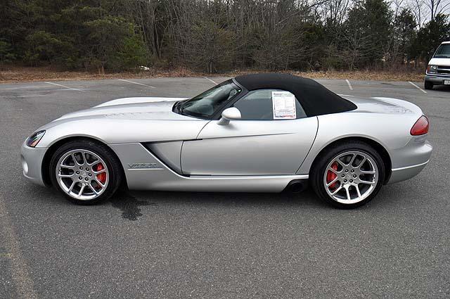Dodge Viper 2004 photo 4
